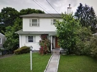 26 Lone Oak Ave, Waterbury, CT 06704