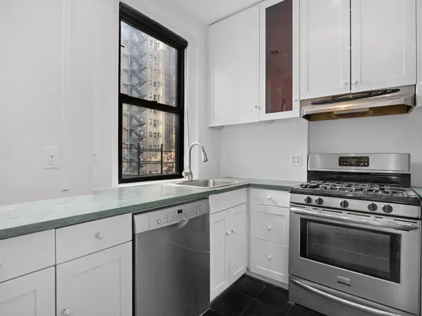 151 West 74th Street image 3 of 13