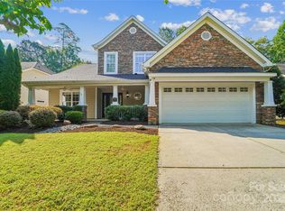 1237 Saint Johns Ave, Matthews, NC 28104