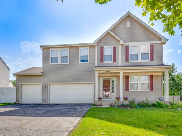 39862 Walton Ln, Beach Park, IL 60083