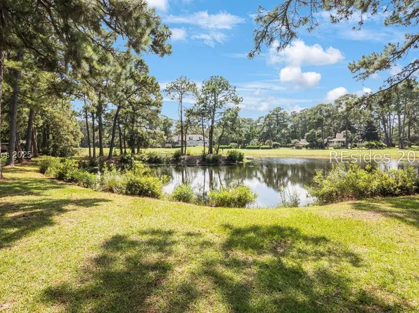 21 Calibogue Cay Rd APT 369, Hilton Head Island, SC 29928