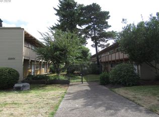 1260 10th St #19, Florence, OR