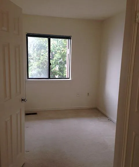 1824 N Ode St — Photo 6