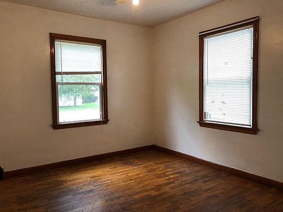 5th image of 1325 N McKaig Ave