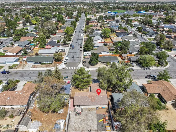 3303 Desatoya Dr, Carson City, NV 89701