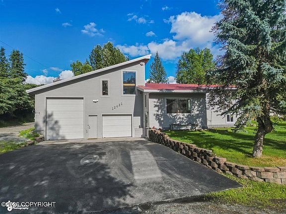 3rd image of 12421 Silver Spruce Dr