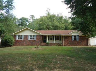 303 Meadowdale Dr, Dalton, GA 30721