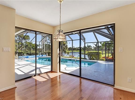 3rd image of 7147 Cottontail Ct