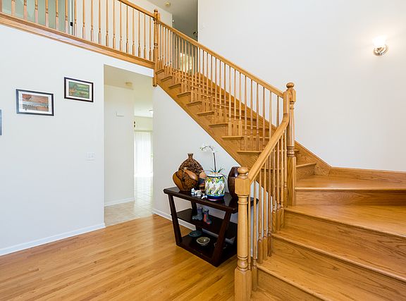 2nd image of 8777 Park Hill Ct