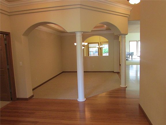 2nd image of 1811 18th Street Pl SE