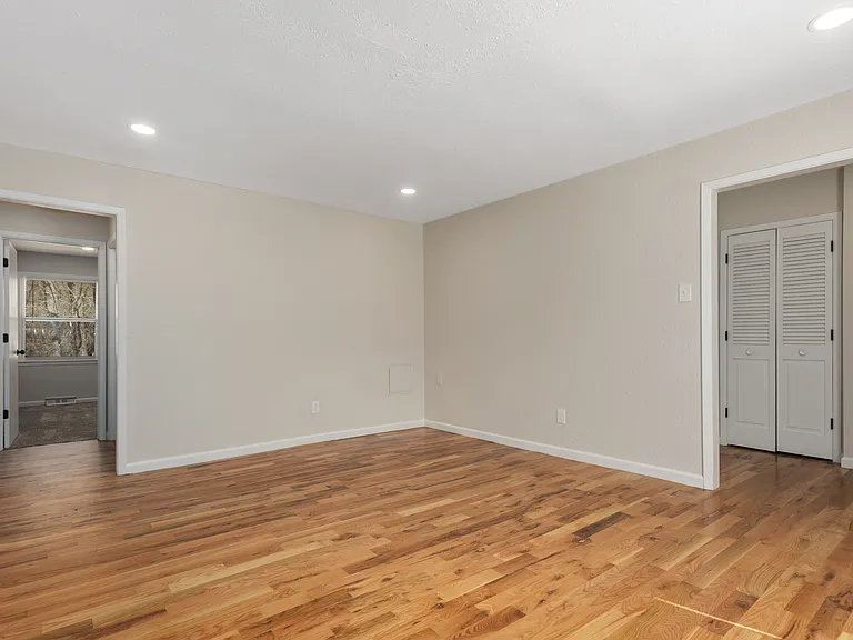 4010 E 123rd Ter #1 — Photo 10