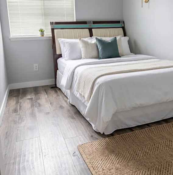6231 Nadine Cres #1 — Photo 2