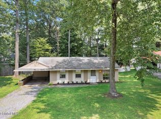 5 Frederick Ln, Ballston Spa, NY 12020