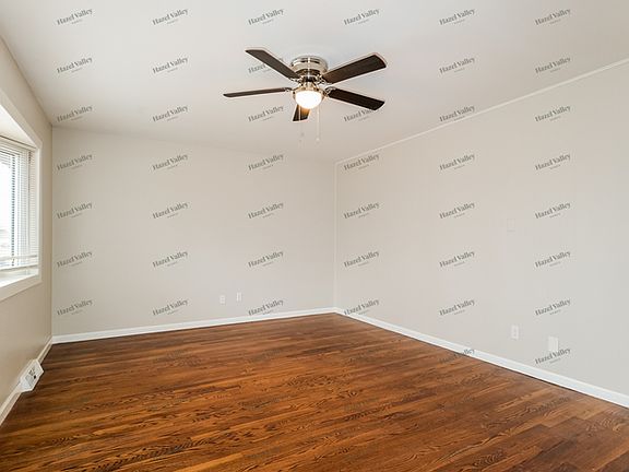 4th image of 1275 Parakeet Ln