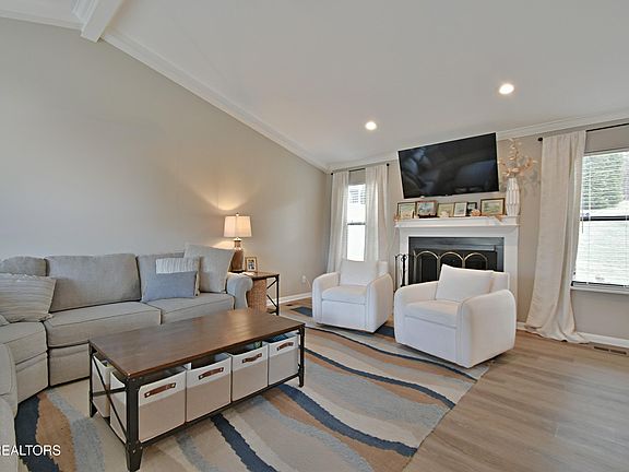 3rd image of 8701 Olde Colony Trl APT 62