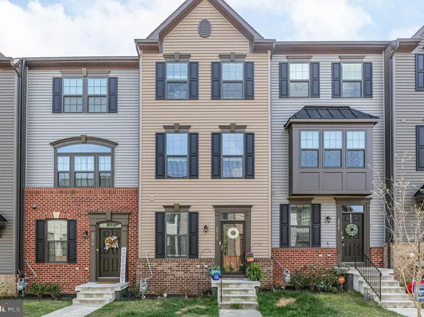 2012 Track Cir, Fredericksburg, VA 22401