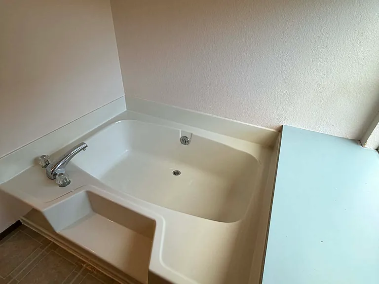725 Edelweiss Ln SE — Photo 16