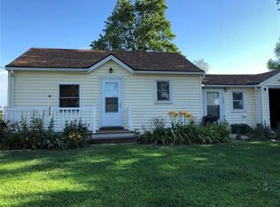 420 South St, Martelle, IA 52305