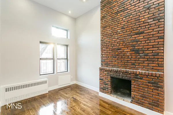 Rented by MNS Marketing | media 14