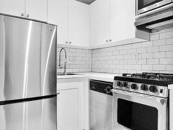 5th image of 1435 York Ave APT 6d