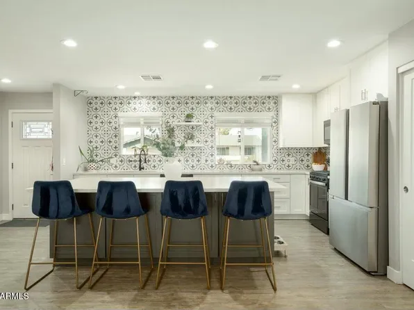 8115 E CYPRESS Street, Scottsdale, AZ 85257