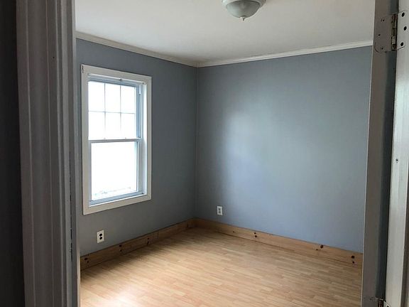 3rd image of 62 Houston Ave #62