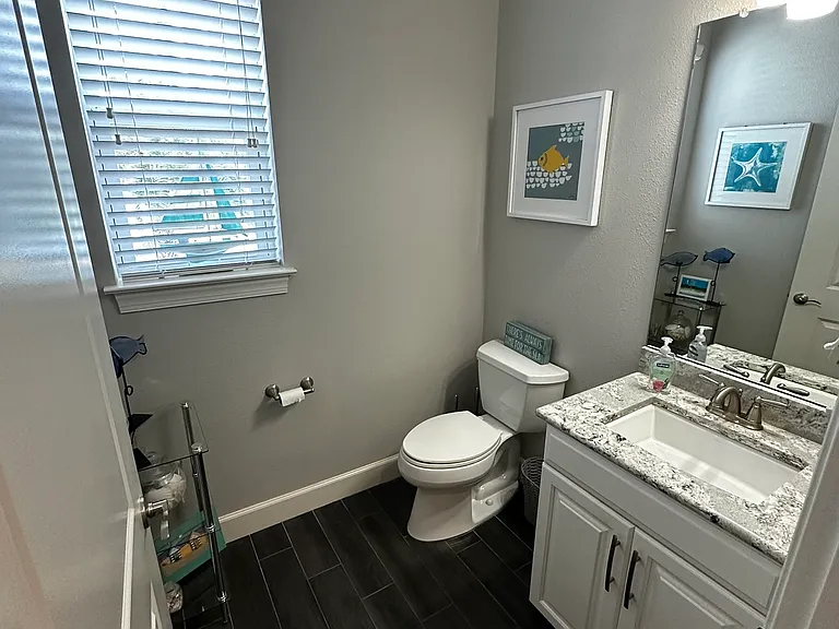 6072 Moorings Dr S — Photo 40