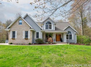 16840 Cricket Ct, Grand Haven, MI 49417