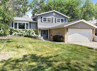 1026 Tamarack Dr, Darien, IL 60561