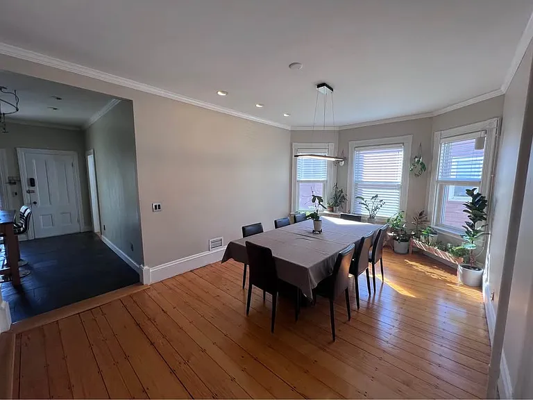 49 Temple St #2 — Photo 13