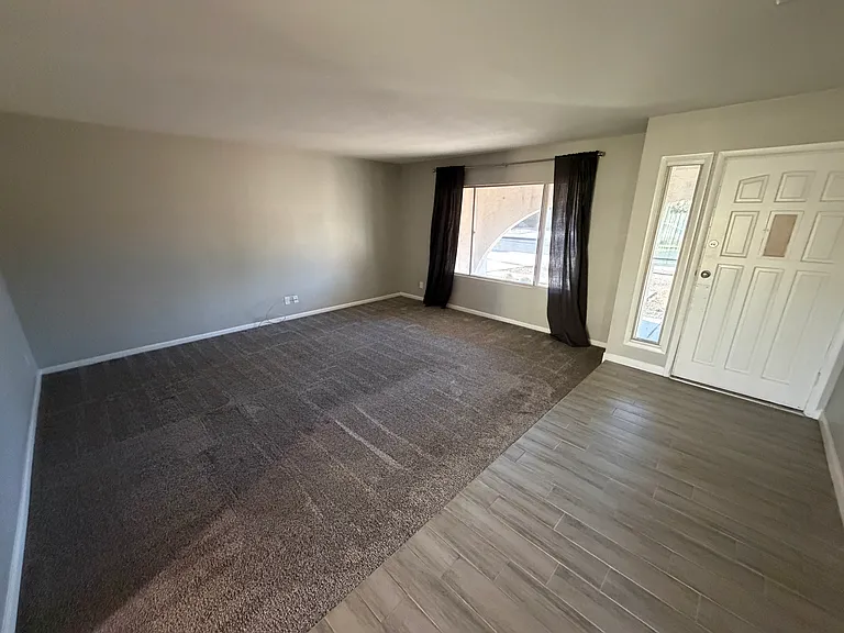 4807 W Beryl Ave — Photo 6