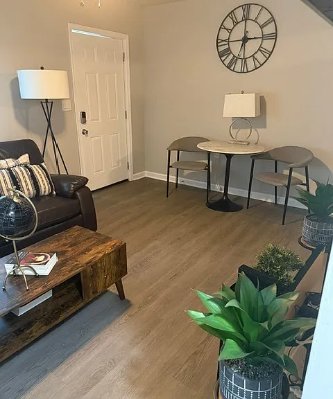 151 Lawton St SW — Photo 23