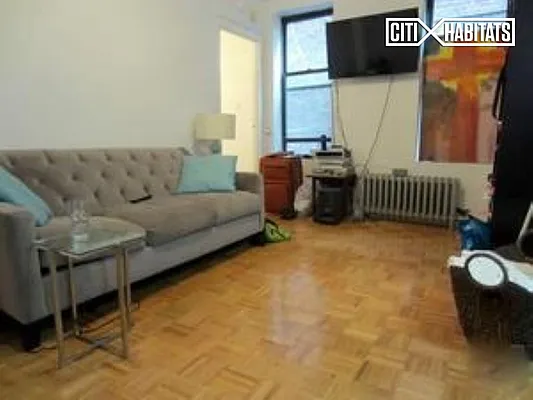 Rented by Citi Habitats | media 7