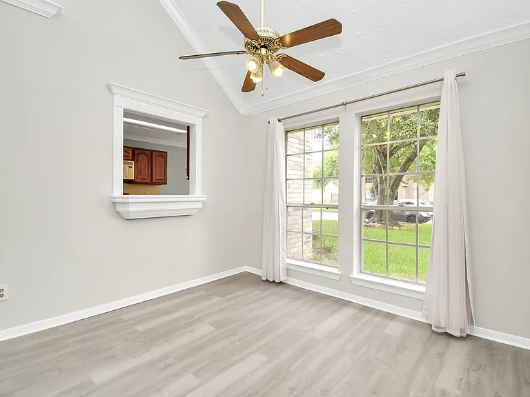 14810 Cypress Ridge Dr — Photo 17