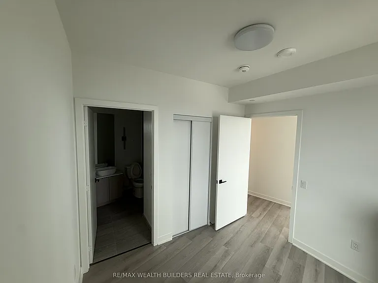 1185 Dupont St #2102 — Photo 12
