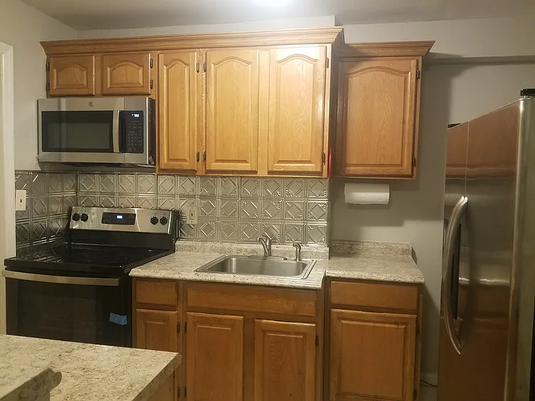 3906 Murdock Ave #2 — Photo 3