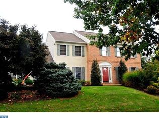 217 Sturbridge Dr, Wyomissing, PA 19610