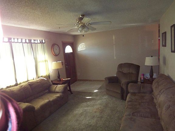 4th image of 3014 W Savannah Ave