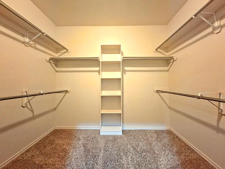 1109 Preston Trl — Photo 16