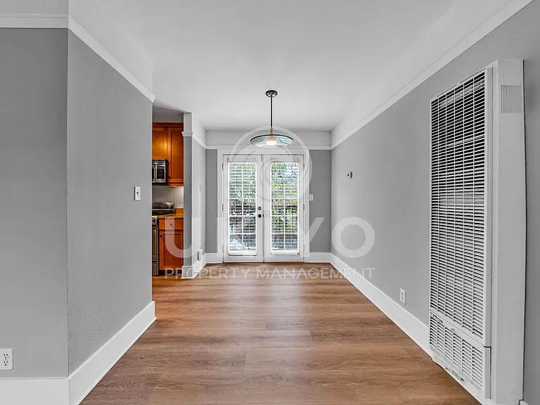 620 Alcatraz Ave #D — Photo 10