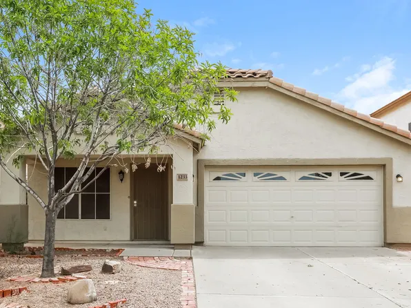 1233 S Colonial Dr, Gilbert, AZ 85296