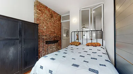 Rented by Bizzarro Agency