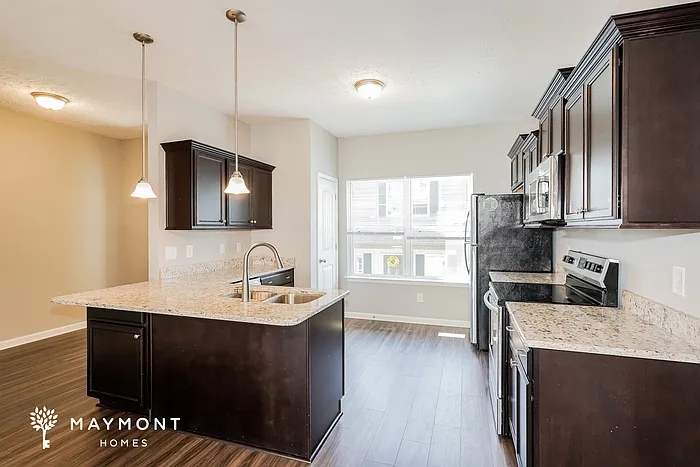 310 Jerry Butler Dr — Photo 6