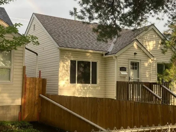 11438 83rd St NW, Edmonton, AB T5B 2Y3