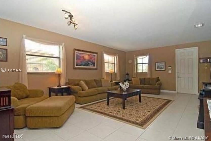 3A3D5ADA-4BBD-4AED-B541-B60E96696199