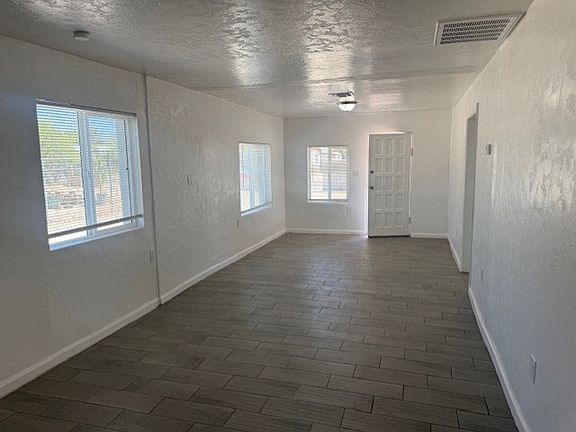 4th image of 1226 W Sonora St