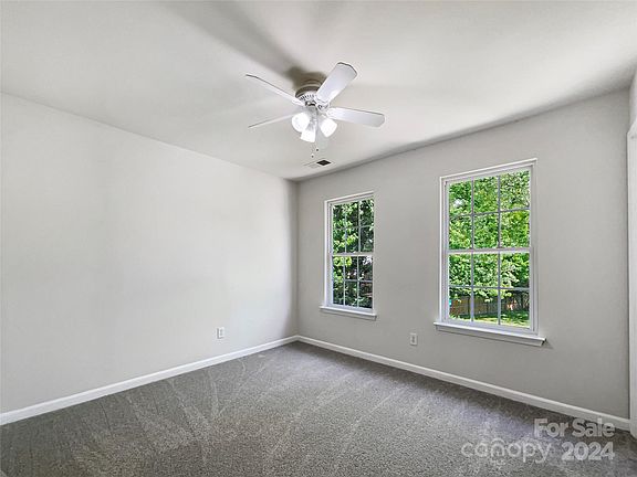 5th image of 1708 Chinchester Ln