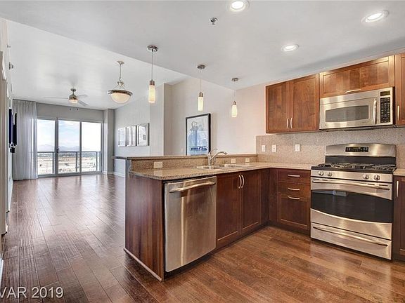 5th image of 150 N Las Vegas Blvd Unit 901