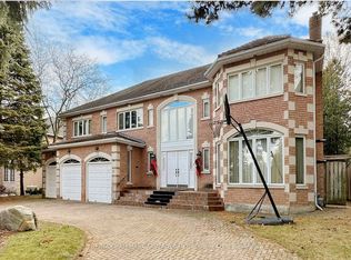11 Vernham Ave, Toronto, ON M2L2B1