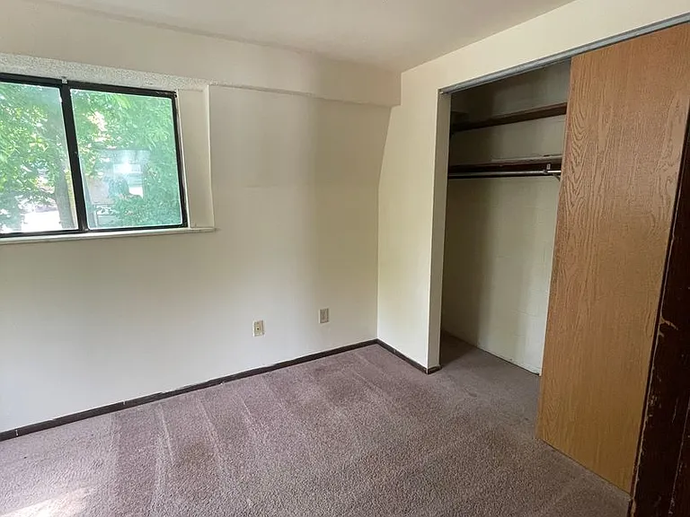 64 W Northwood Ave — Photo 39